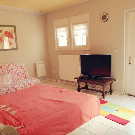 Chez Violette Apartment Destry ภายนอก รูปภาพ