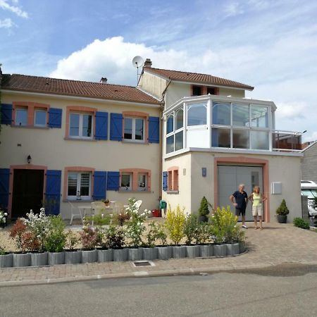 Chez Violette Apartment Destry ภายนอก รูปภาพ