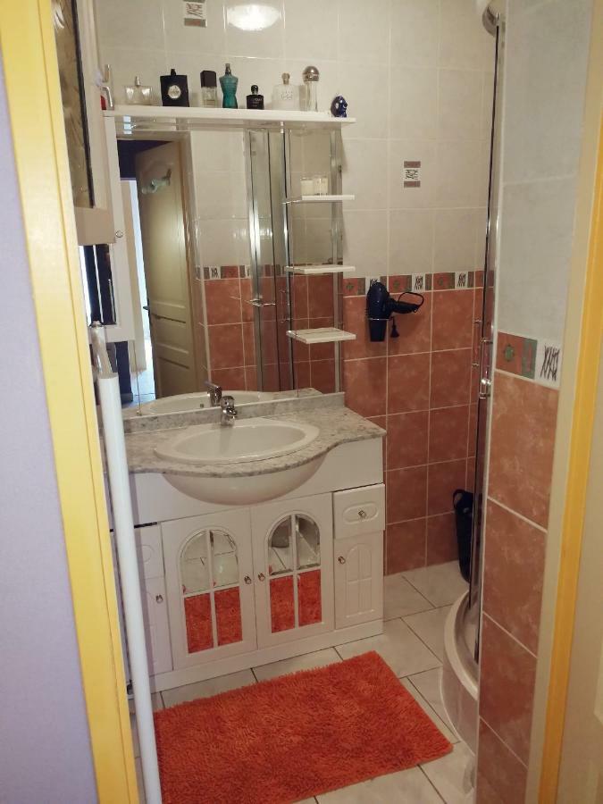 Chez Violette Apartment Destry ภายนอก รูปภาพ