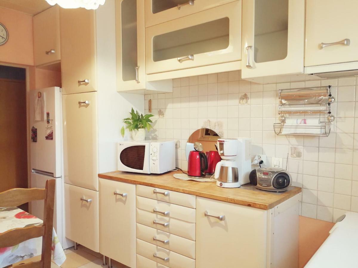 Chez Violette Apartment Destry ภายนอก รูปภาพ